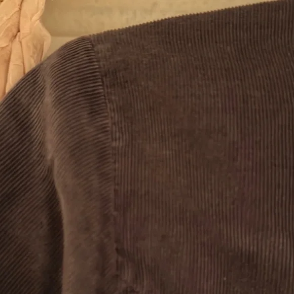 Embroidered Floral Button-Up Shirt - Picture 7 of 7